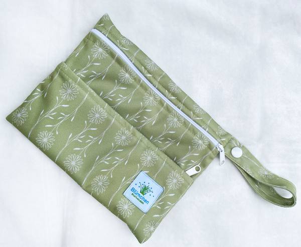 Blümchen mini wetbag PUL with 2 compartments FLORAL green